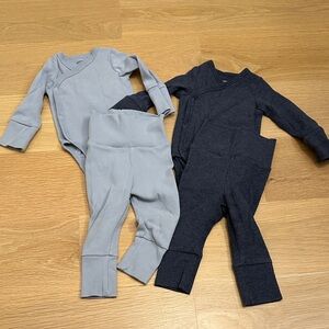 H&M Adorables Ribbed Baby matching onesies with leggings (2 sets)